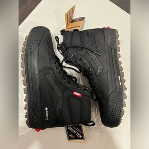 Vans sk8 hi MTE 3 Goretex blackout size 10, 9.5, 8.5
